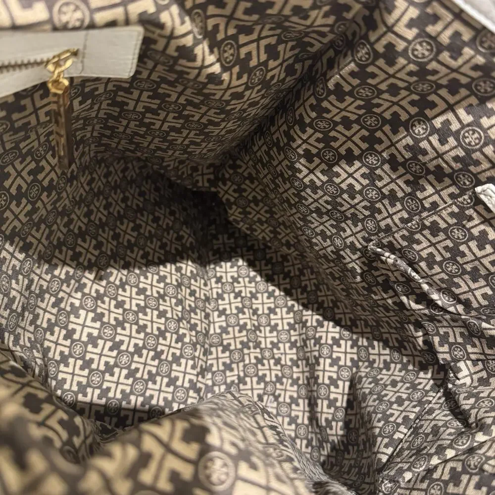 Tory Burch Gareth White Pebbled Leather Bucket Shoulder Tote Bag Gold Hardware